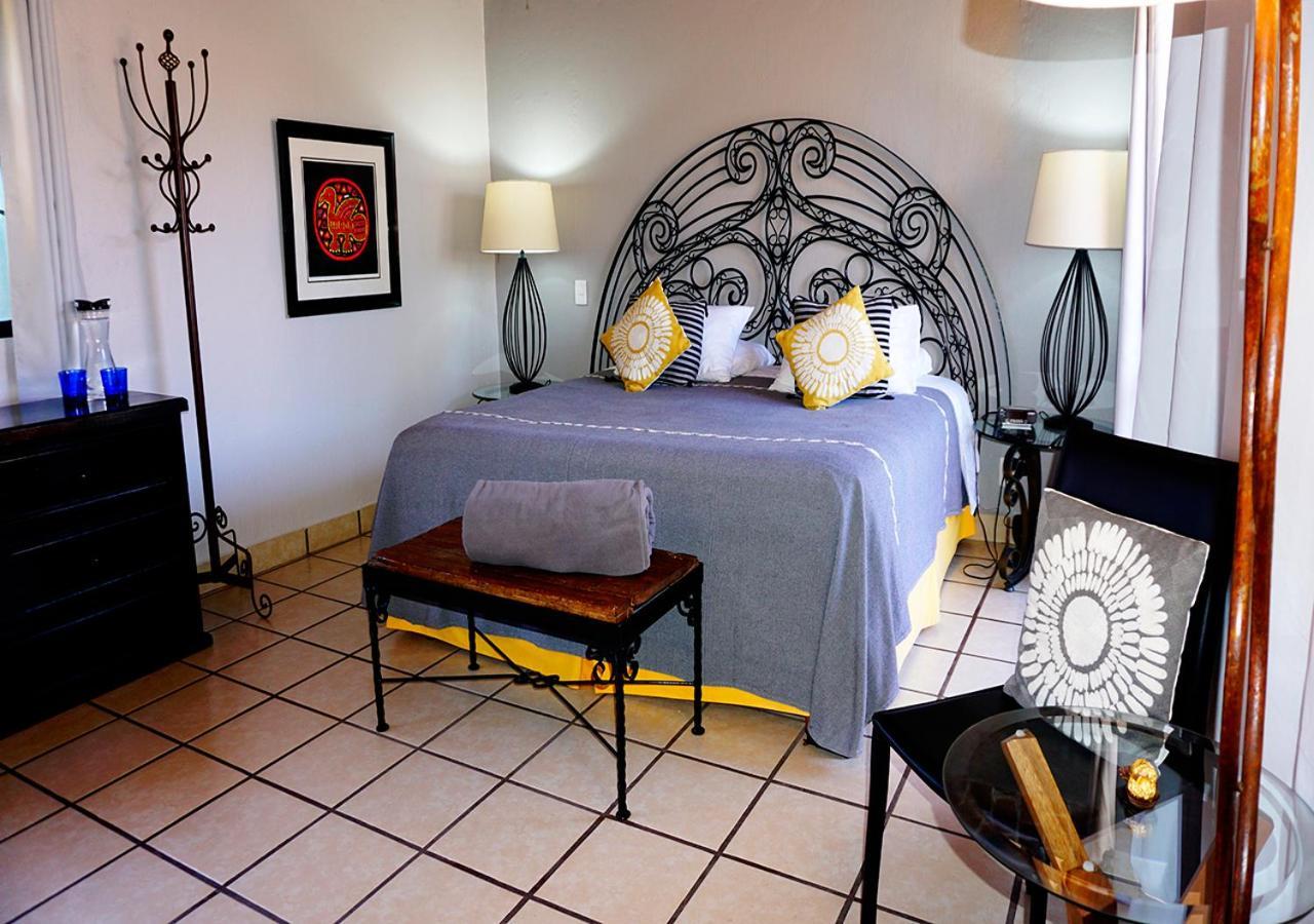 Casa Del Sol Inn Ajijic Luaran gambar