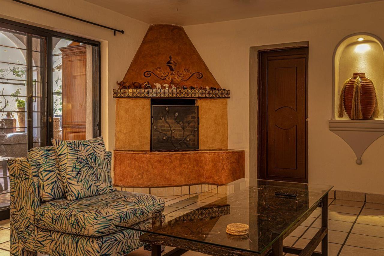 Casa Del Sol Inn Ajijic Luaran gambar