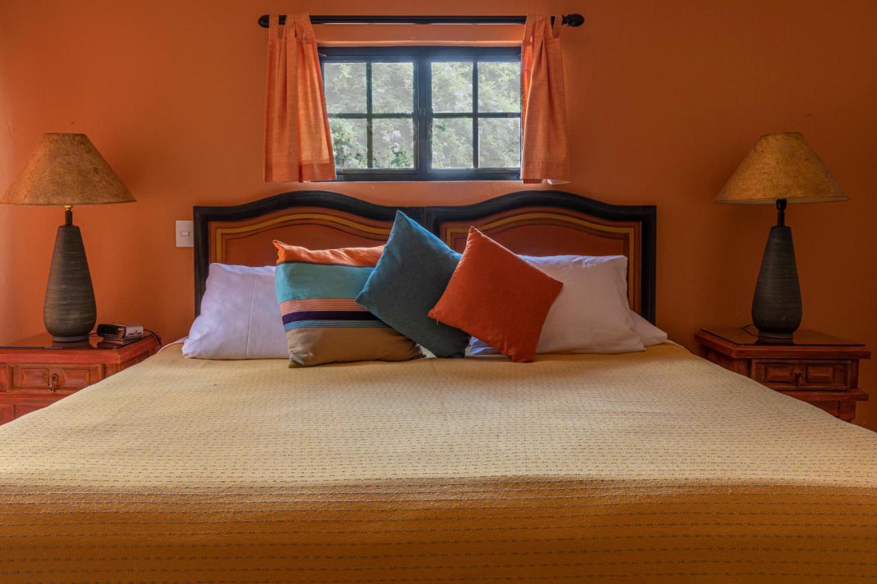 Casa Del Sol Inn Ajijic Luaran gambar