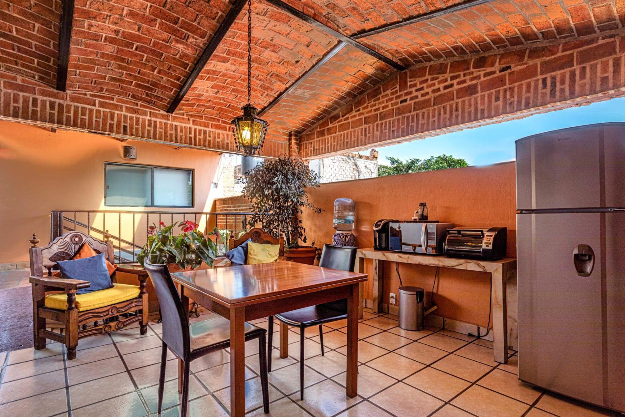 Casa Del Sol Inn Ajijic Luaran gambar